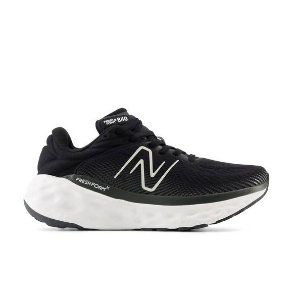 NEW BALANCE Shoes - NEW NEW BALANCE women's 840 v1 sneaker in black